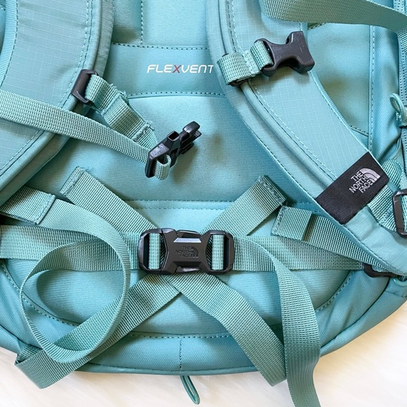 The North Face Women’s Borealis Luxe 27 Liter Backpack - Picture 3 of 8